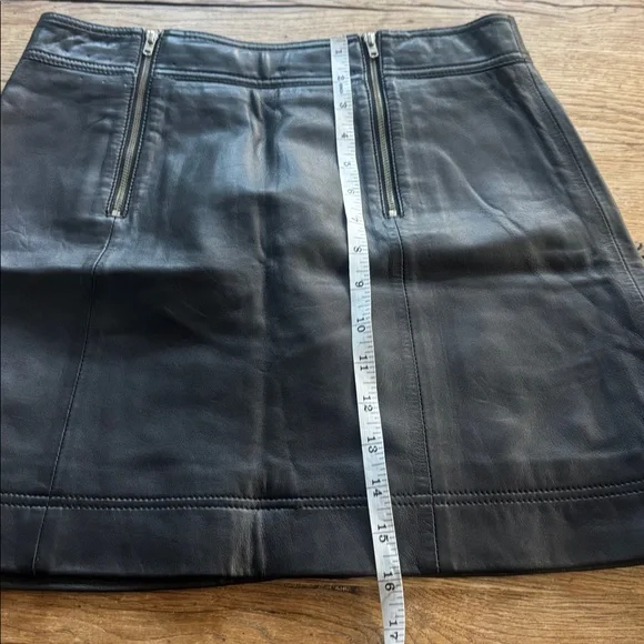 Madewell black leather mini skirt - Picture 5 of 10